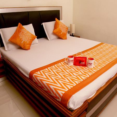 Oyo 2054 New Hotel Broadway Varanasi Luaran gambar
