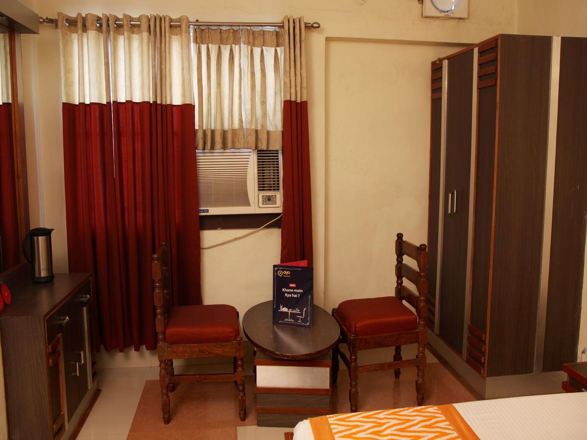 Oyo 2054 New Hotel Broadway Varanasi Luaran gambar