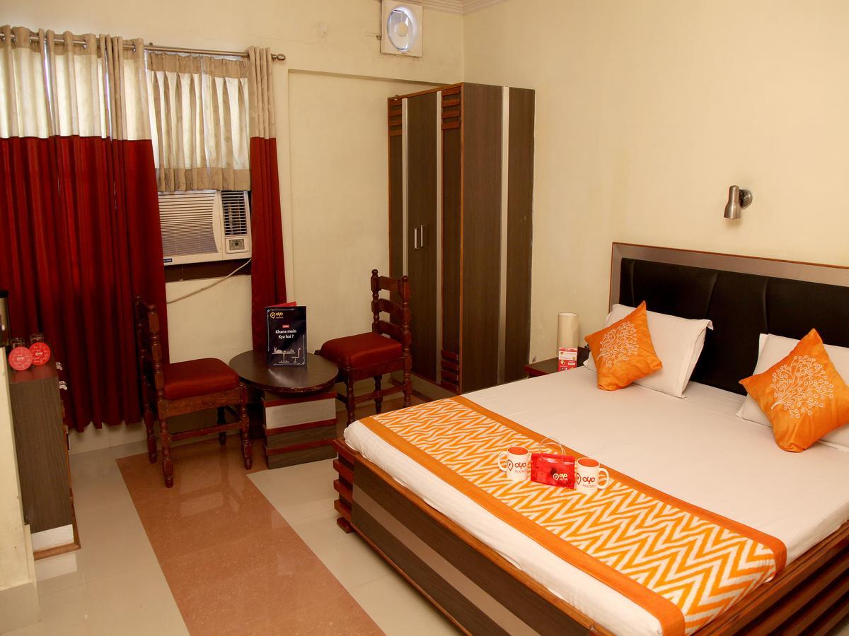 Oyo 2054 New Hotel Broadway Varanasi Luaran gambar