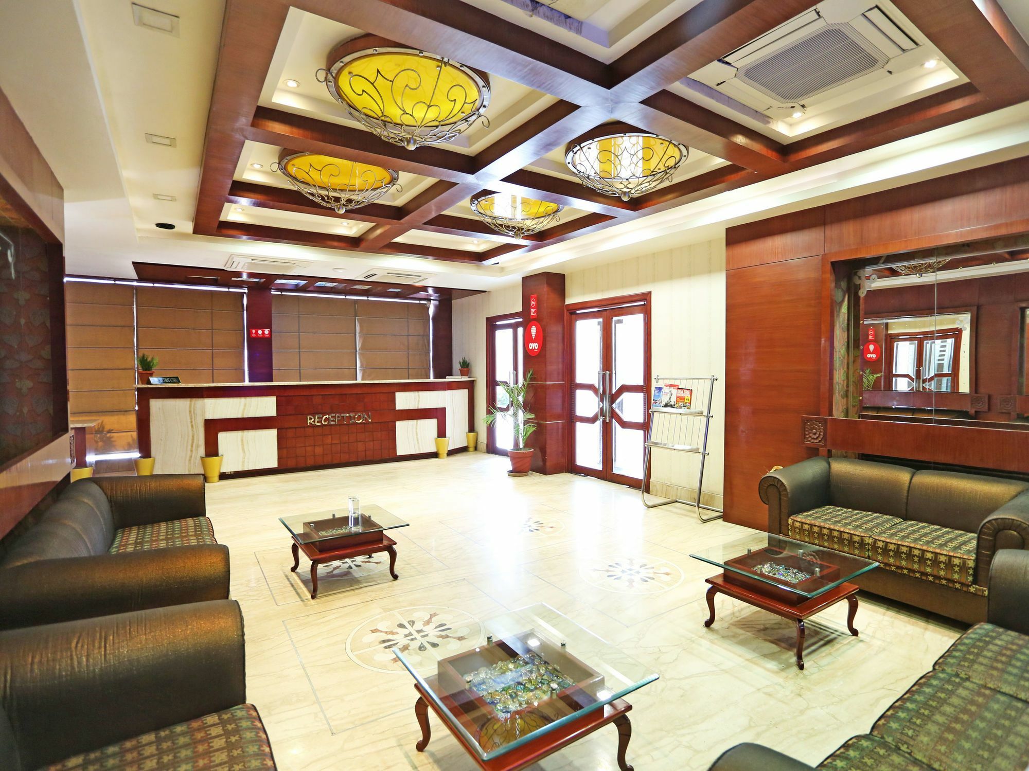 Oyo 2054 New Hotel Broadway Varanasi Luaran gambar