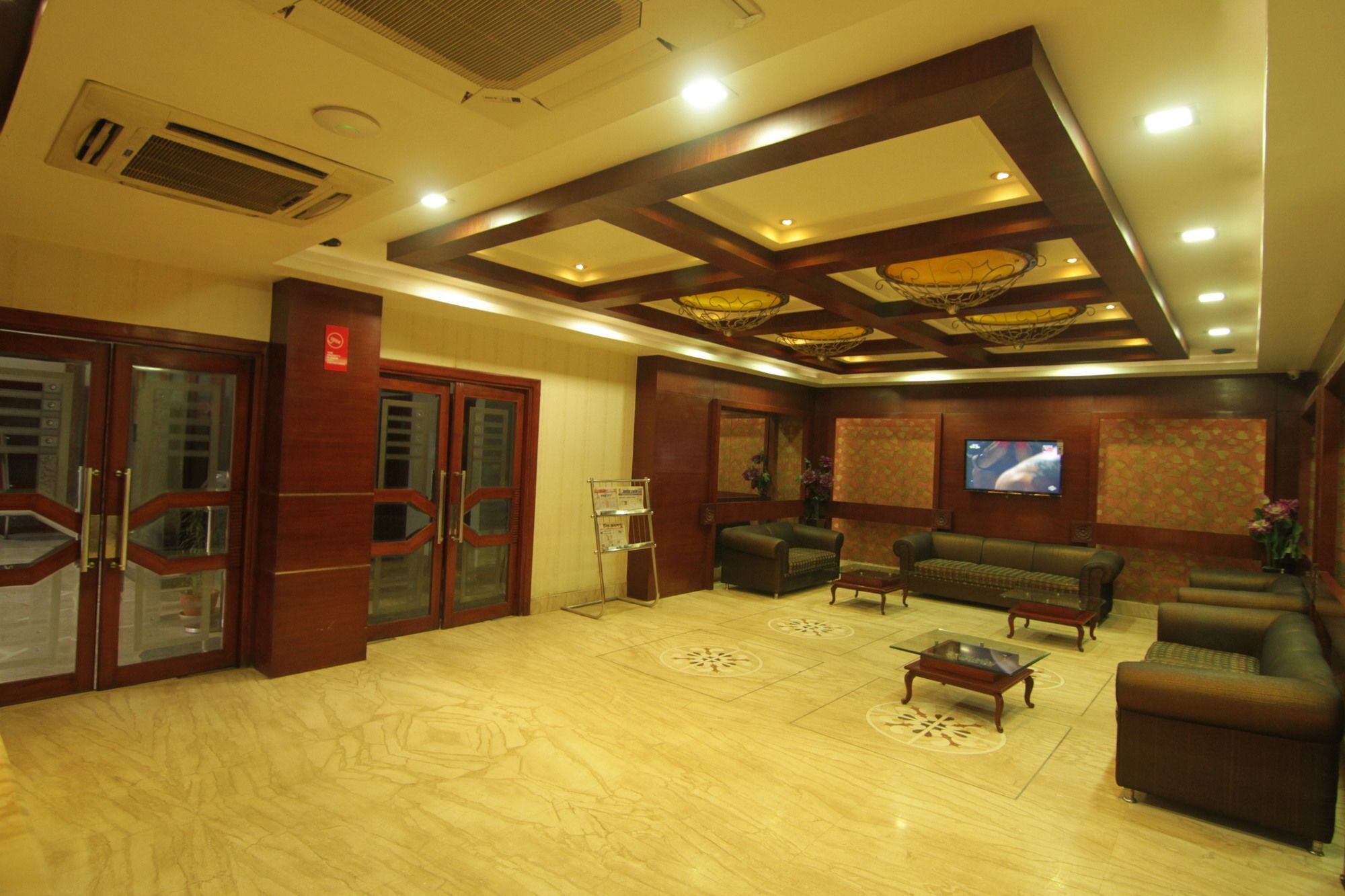 Oyo 2054 New Hotel Broadway Varanasi Luaran gambar